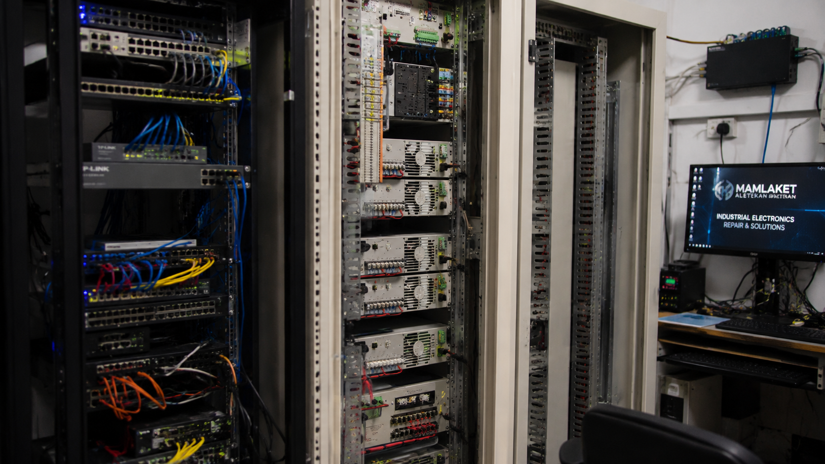 Server and network infrastructure